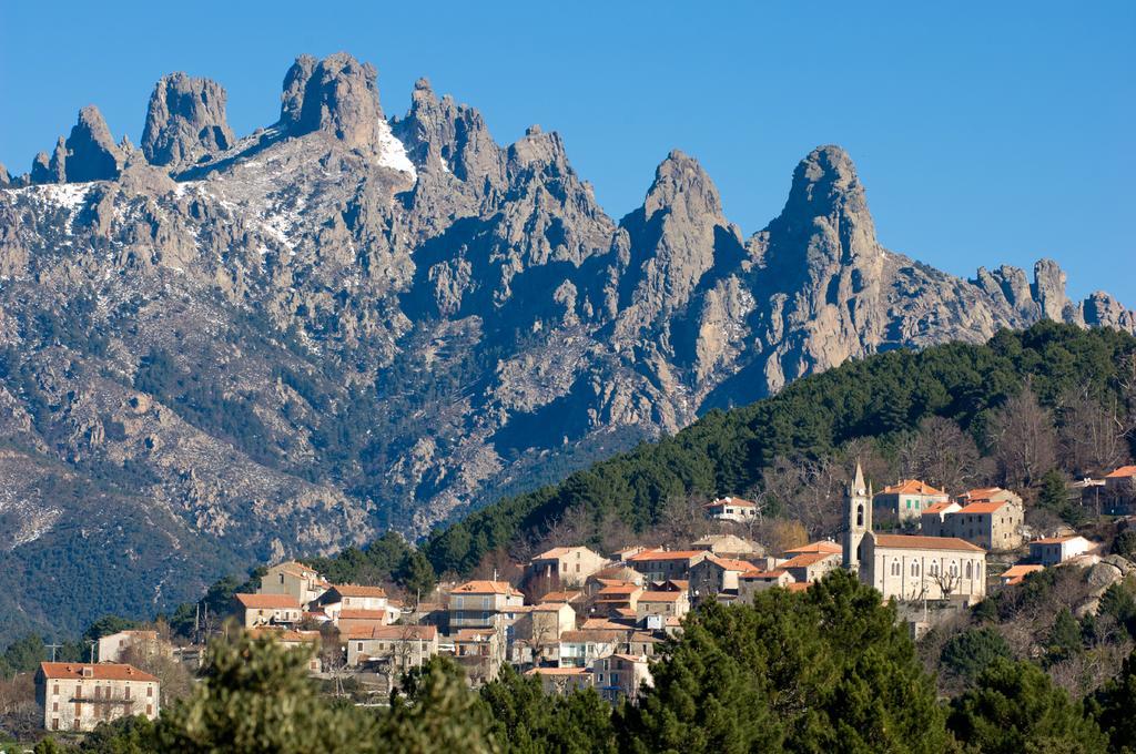 Appartement vue mer, rivière et montagnes Sari-Solenzara Esterno foto